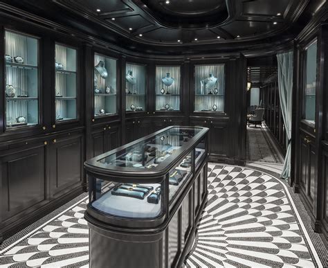 gucci - paris flagship royale|gucci jewelry paris.